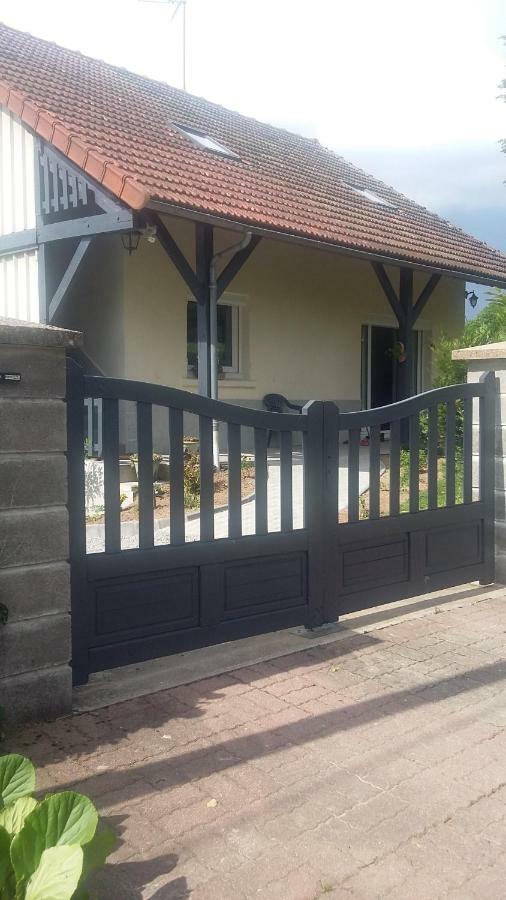 Appartement Dans Maison, Calme Assure Corancy ภายนอก รูปภาพ